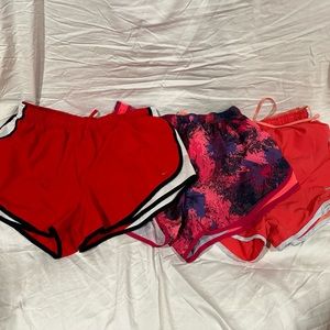 Set of 3 pairs women’s Nike Tempo shorts size XL